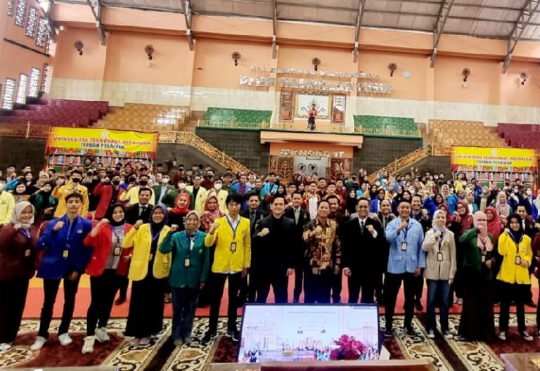 PTS Terbaik ASEAN Universitas Teknokrat Indonesia Sambut 103 Peserta ...