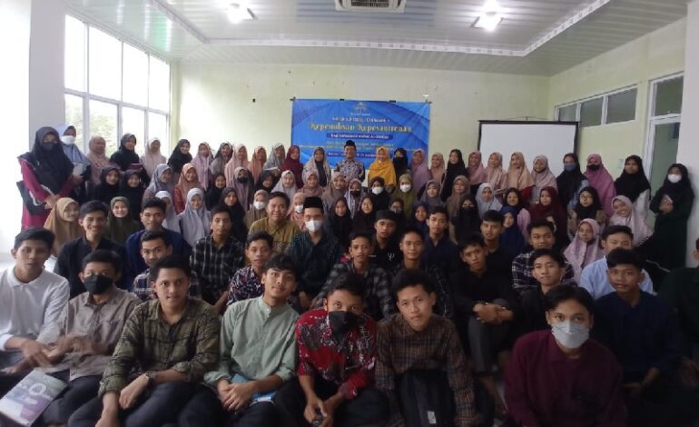  Ma’had Al Jamiah UIN Raden Intan Lampung Gelar Bimtek Softskill Keagamaan Kepenulisan Kepesantrenan