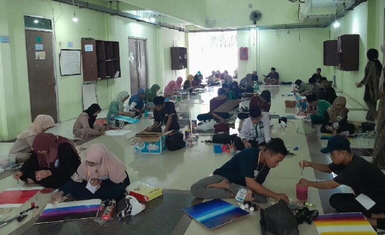  Warna Cerah Mendominasi Lomba Kaligrafi Festival Pesantren Ke-7 Gelaran Mahad Al Jamiah UIN Raden Intan Lampung