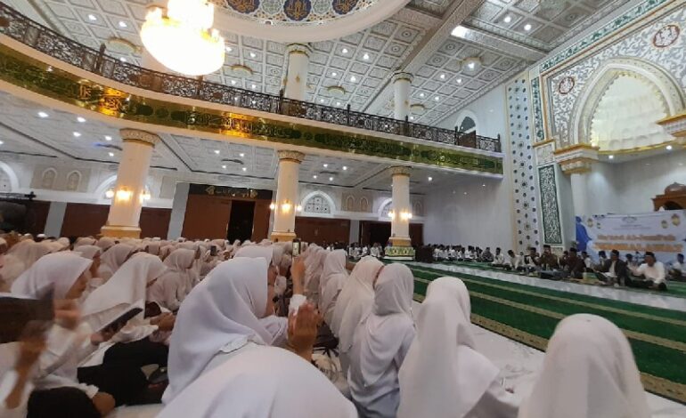  Boro-Boro Pacaran, Mahasantri Mahad Al Jamiah Ini Malah Malam Mingguan Selawatan di Masjid Safinatul Ulum UIN Raden Intan Lampung