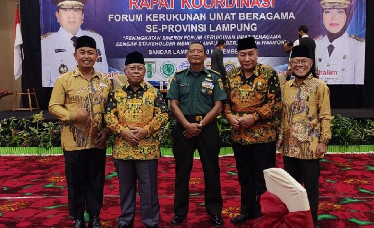  Sekretaris DPW LDII Heri Sensustadi Pimpin Doa Bersama Rakor FKUB