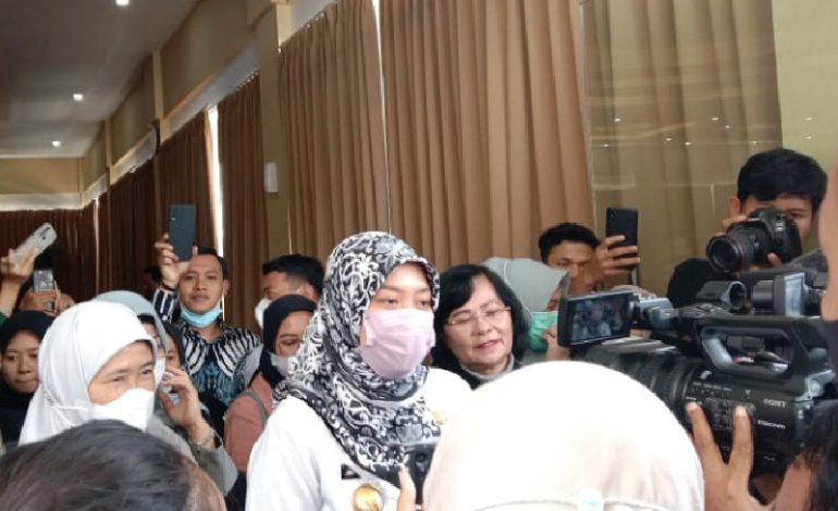  Nunik Sebut Tiga Hal Agar Perempuan Dapat Dukungan Publik