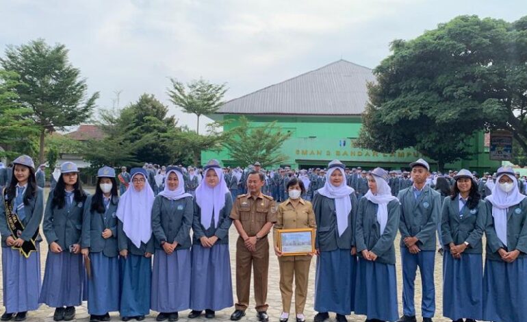 SMA Negeri 2 Bandar Lampung Panen Prestasi Nasional dan Internasional