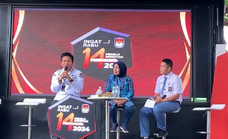  KPU Lampung Sosialisasi Pemilih Pemula di SMAN 2 Bandar Lampung