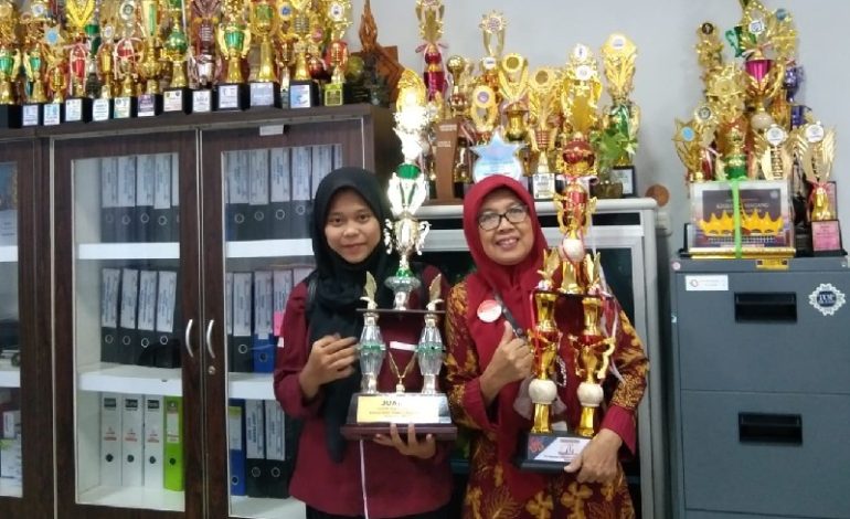  Prestasi Siswa SMK SMTI Bandar Lampung Tahun 2022 Capai Target Memuaskan