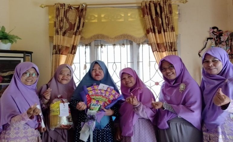  PC Salimah Way Bungur Lampung Timur Silaturahmi ke Ketua Penggerak PKK