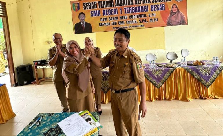  Jabatan Kepala SMK Negeri 1 Terbanggi Besar Diserahterimakan