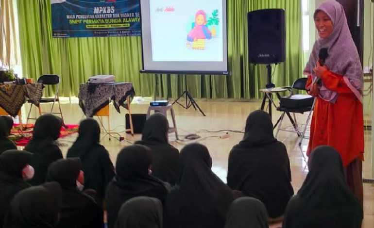  MPLS SMP IT Permata Bunda Alawiyah Bandar Lampung Hadirkan Milah Smart