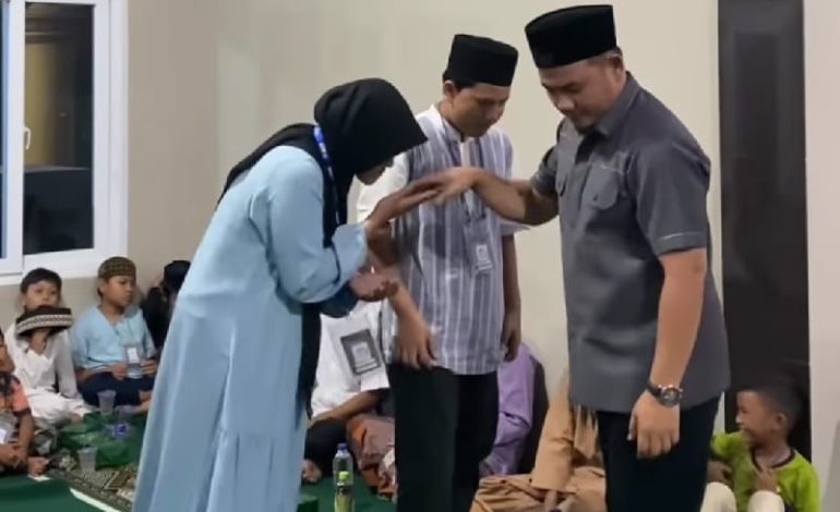  Anggota DPRD Lampung Wahrul Fauzi Silalahi Buka Isra Mikraj dan Perkemahan Santri Sidorejo Hajimena