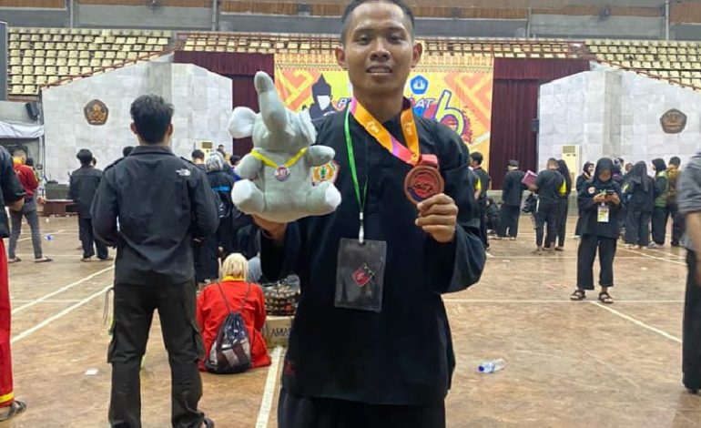  Pesilat PTS Terbaik ASEAN Universitas Teknokrat Indonesia Made Denny Wahyudi Raih Prestasi Gemilang Lampung Championship VI