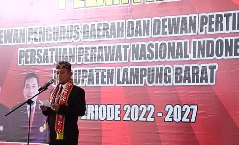  Anggota DPRD Lampung Puji Sartono Lantik Pengurus PPNI Lambar