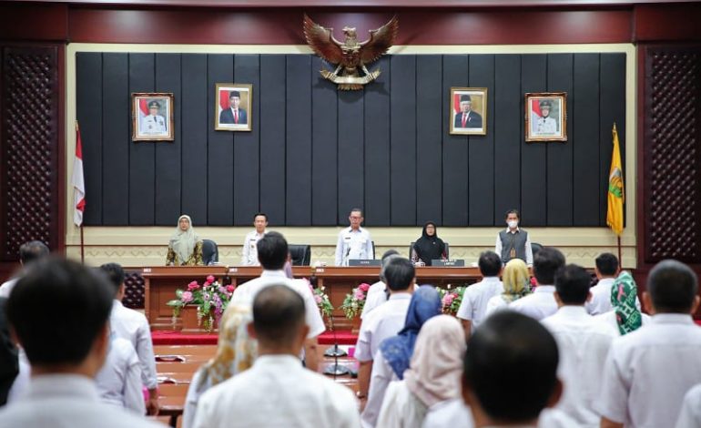  Sekdaprov Fahrizal Darminto Pimpin Rapat Pelaksanaan APBD 2023