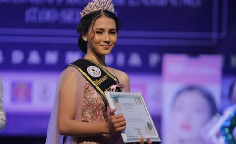  Kenalan dengan Miss Lampung Remaja Rozan Karmania Asifa, Si Pemimpin Sejernih Air