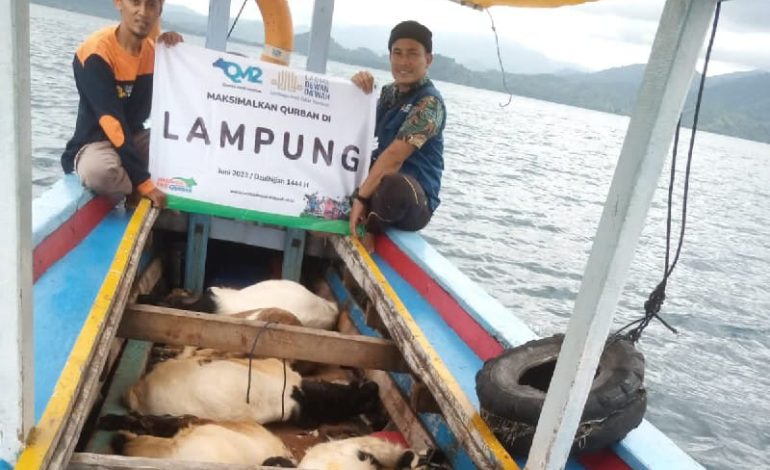  Laznas Dewan Dakwah Lampung Dorong Kesadaran Berkurban ke Pelosok Desa dan Pulau Terpencil