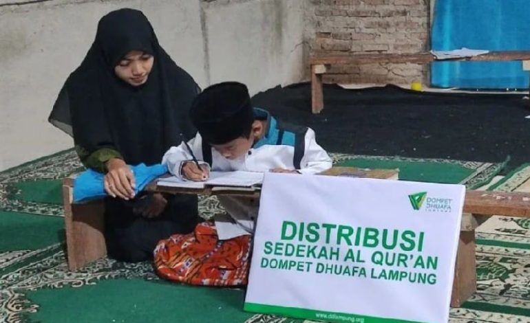 Santri Ponpes Tahfidzul Quran Nurul Fattah Al Islami Dapat Alquran Baru Dompet Dhuafa