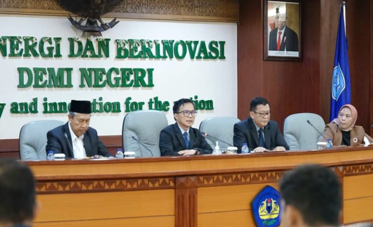  Fakultas Ekonomi dan Bisnis Universitas Lampung Divisitasi FIBAA