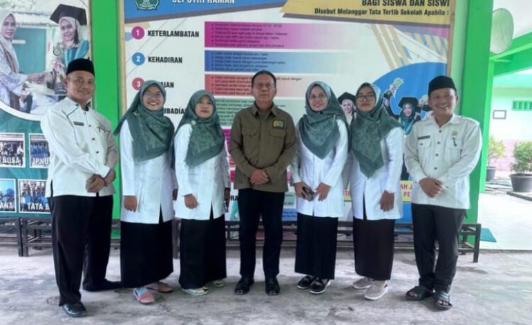  Ketua DPRD Lampung Mingrum Gumay Serap Aspirasi di MA Maarif Seputih Raman