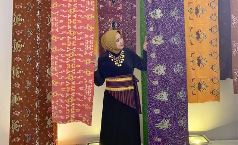  Riana Sari Arinal Nilai Lampung Craft 2023 Makin Inovatif