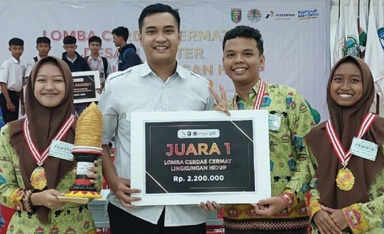  SMAN 1 Gadingrejo Pringsewu Juara I LCT Provinsi Lampung