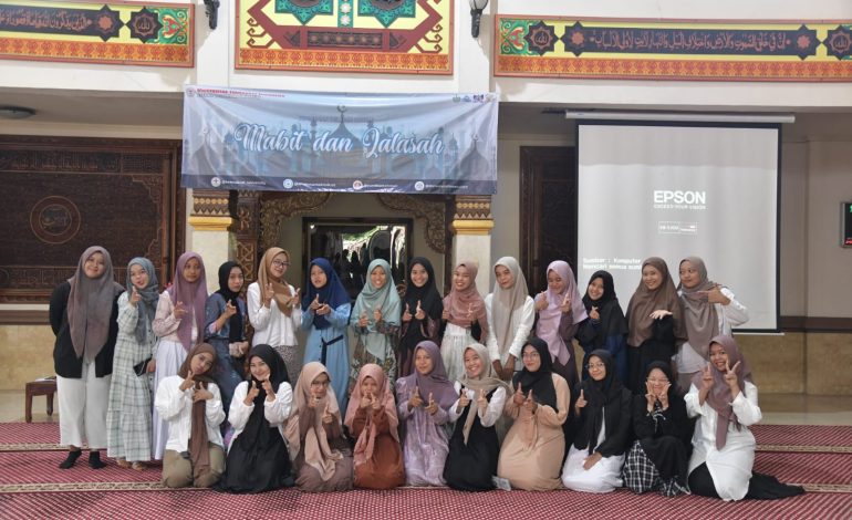  UKMI Ar Rahman PTS Terbaik ASEAN Universitas Teknokrat Indonesia Gelar Kajian, Milah Smart Paparkan Tips Jadi Orang Sukses