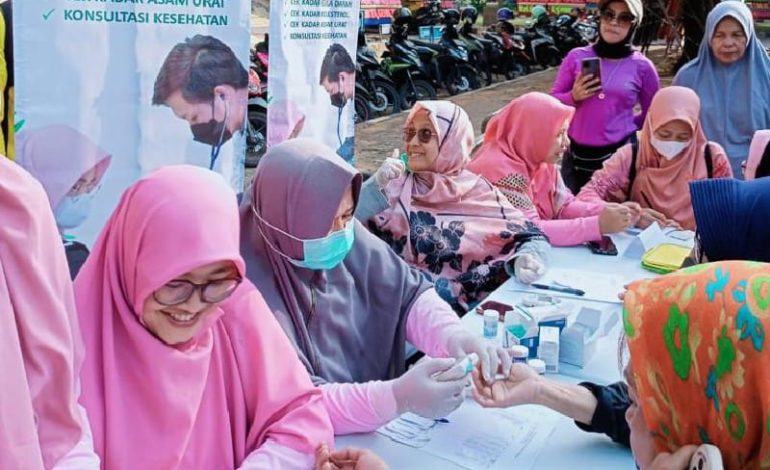  Ratusan Orang Cek Kesehatan Gratis Program Layanan Sehat Bahagia LAZDAI Peduli