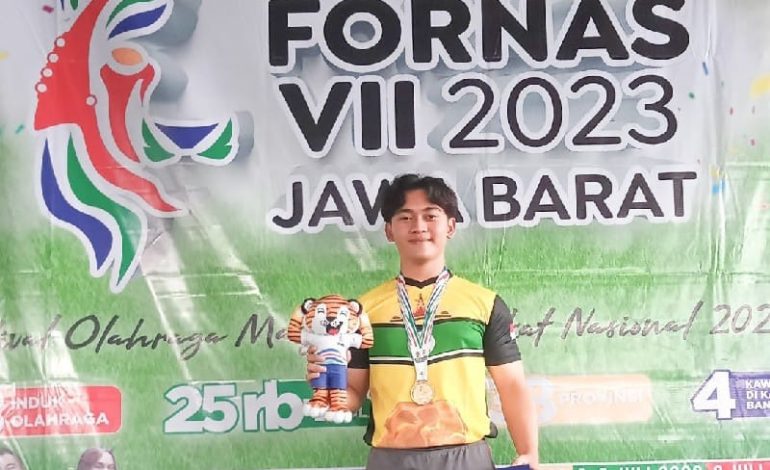  M Haidar Amir Al Farhan Mahasiswa Universitas Teknokrat Indonesia Raih Emas Karate Fornas VII