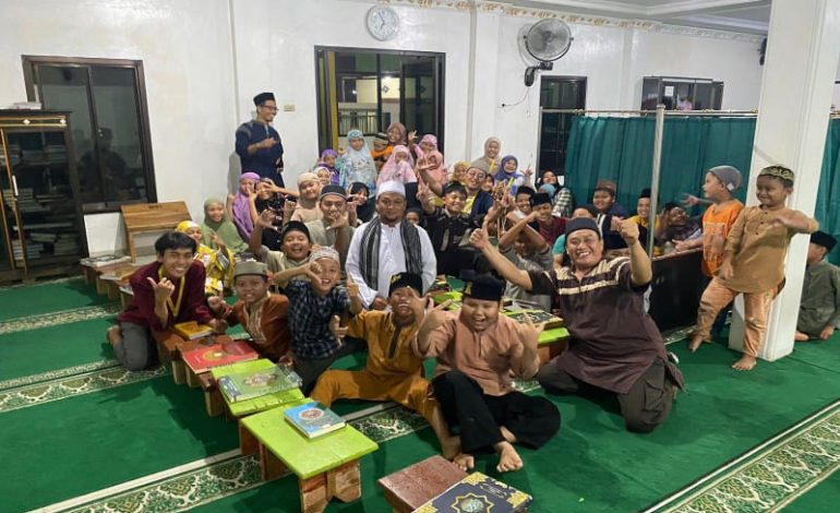  Mahasiswa KKN UGM Bantu Mengajar TPA Masjid Nurul Amal Desa Pemanggilan Natar