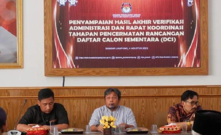  KPU Kota Bandar Lampung Serahkan Hasil Verifikasi Dokumen Perbaikan Bakal Caleg