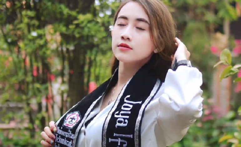  Model Lampung Joya: Difoto Usai Semhas Universitas Teknokrat Indonesia, Gaya bak Photo Shoot