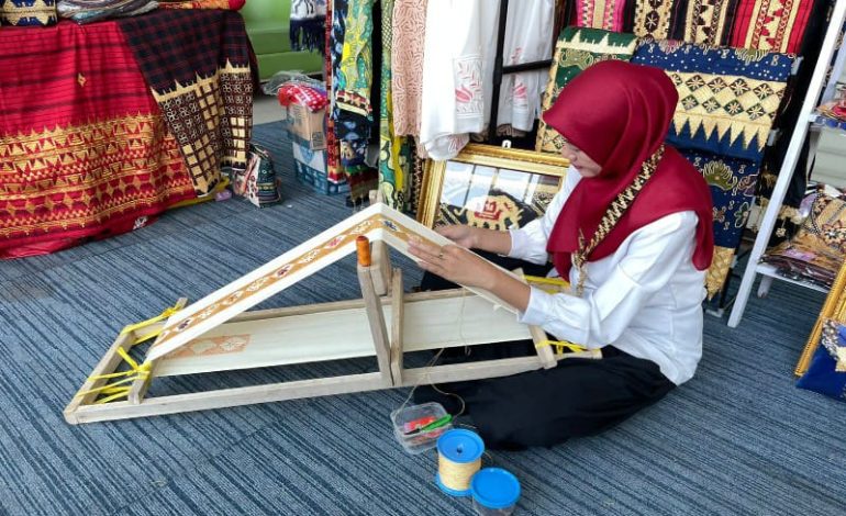  Bandara Radin Inten II dan Disparekraf Lampung Pameran Seni Meriahkan HUT Ke-78 RI