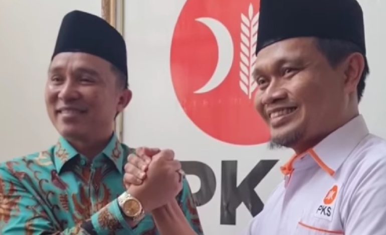  Bekas Bupati Lambar Parosil Mabsus Minta Maaf ke PKS Lampung