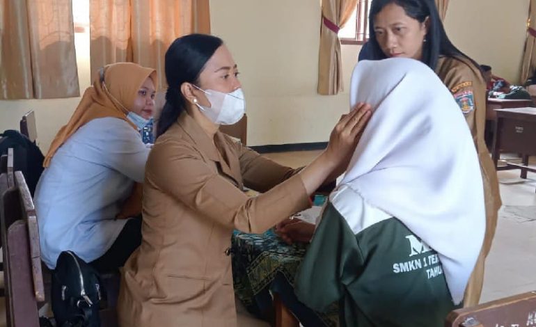  Puskesmas Poncowati Skrining Kesehatan Siswa SMKN 1 Terbanggi Besar  