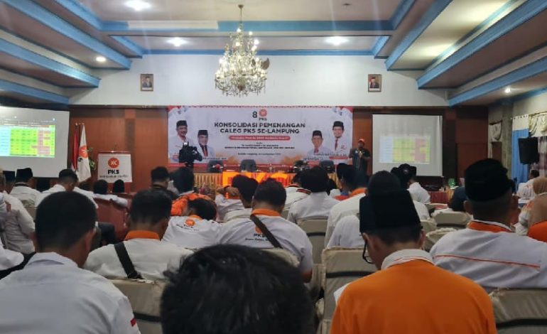  Ketua PKS Lampung Mufti Salim: Caleg Jangan Ribut Sendiri dan Kontraproduktif