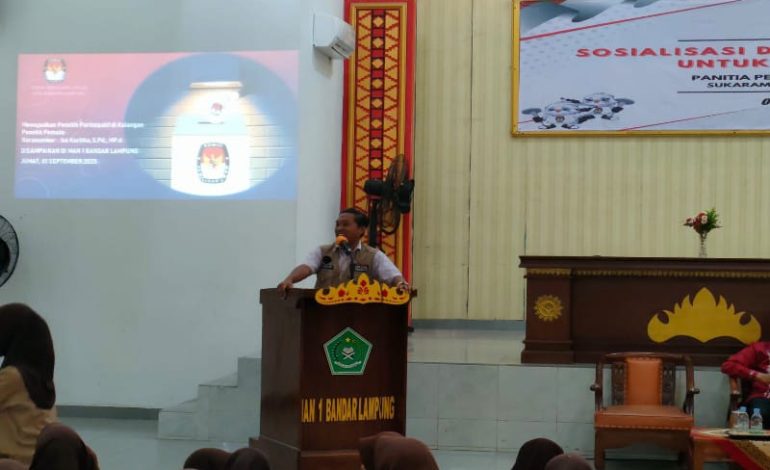  Sosialisasi Pemilu MAN 1 Bandar Lampung, Hamami: 14 Februari Itu Hari Kasih Sayang Dikasih Cinta dan Tinta