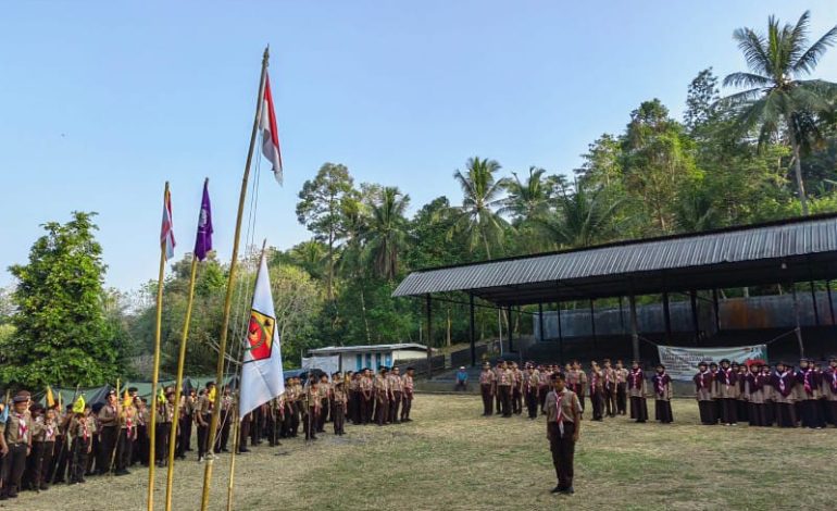  Kemah Cemara SMPIT Daarul ‘Ilmi Bandar Lampung Bentuk Siswa Mandiri Tanggung Jawab