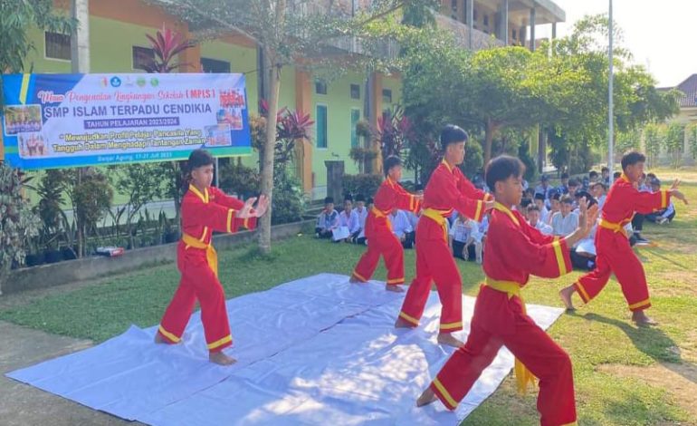  Anggota DPRD Lampung Harap Siswa SMPIT Cendikia Jadi Pelajar Berakhlakul Karimah