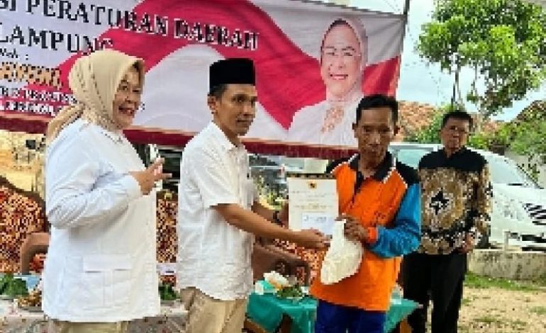  Wakil Ketua DPRD Lampung Elly Wahyuni Sosialisasi Perda Ketahanan Keluarga di Ambarawa