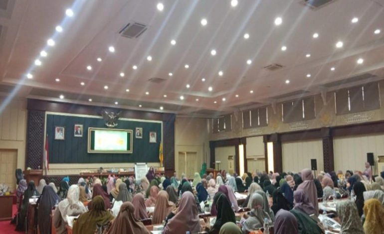  Peserta Kelas Wirausaha Komunitas MDH di Gedung Pusiban Tembus 250-an Peserta