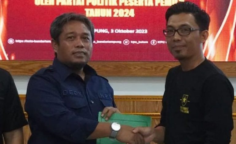  Partai Ummat Ajukan Dokumen Pencermatan DCT ke KPU Bandar Lampung