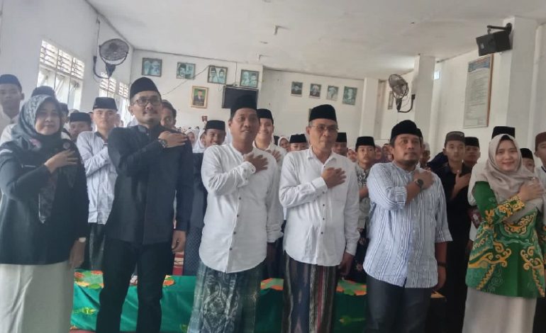  Ponpes Al Hikmah Sambut Baik Sosialisasi Pemilu KPU Bandar Lampung lewat Film “Kejarlah Janji”