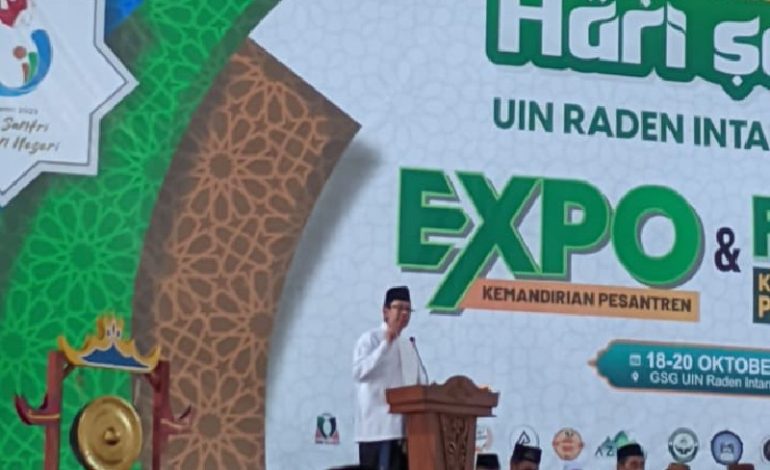  Rektor UIN Raden Intan Minta Mahasiswa Tak Terpengaruh Berita dan Semangat Berprestasi
