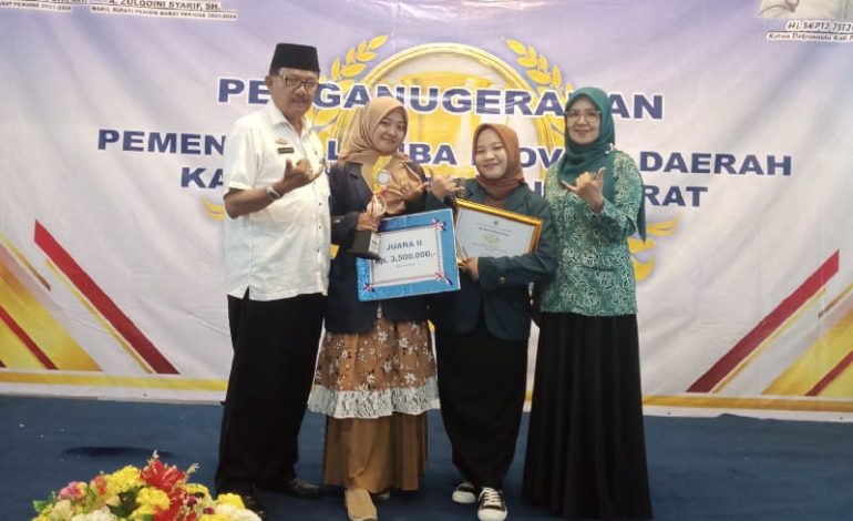  Mahasiswi Unila Amalia Sabilla Mukhtar Raih Penghargaan Inovasi Daerah Pesisir Barat 2023