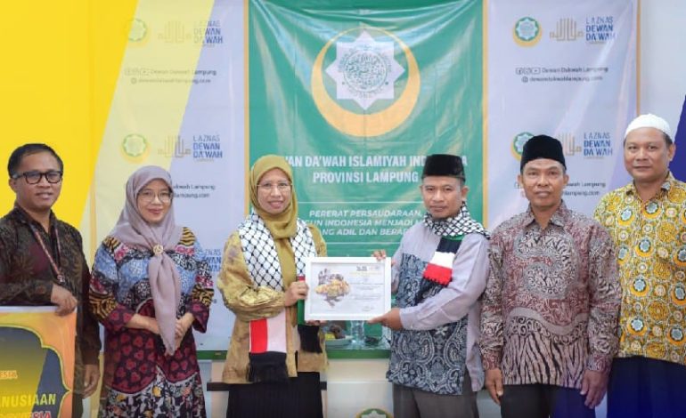  Universitas Teknokrat Indonesia Salurkan Dana Kemanusiaan Palestina ke Laznas Dewan Dakwah