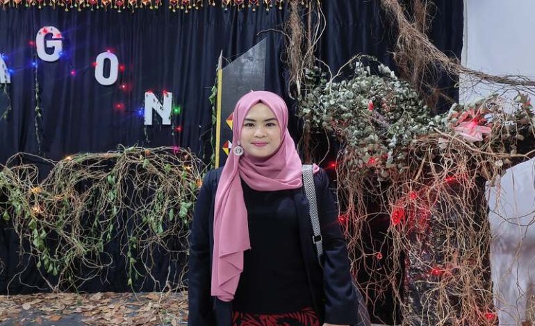  Dosen Pendidikan Tari FKIP Unila Indra Bulan Apresiasi Pementasan Sendratari Lagon