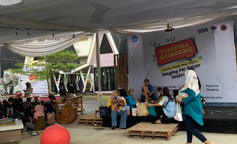  Pengunjung Antusias Ikuti Pelatihan Dongeng Dakocan