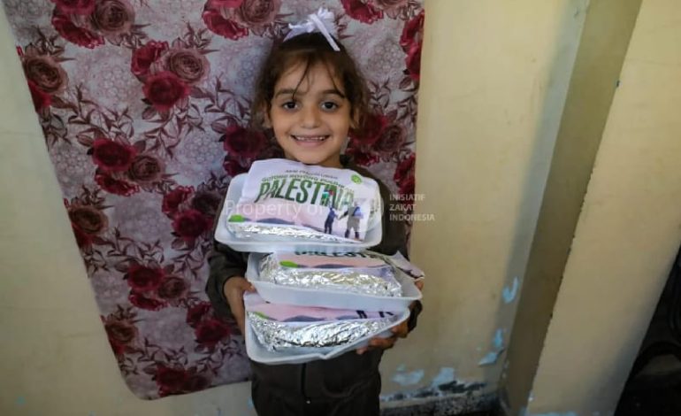  IZI Distribusikan Makanan Siap Saji untuk Warga Palestina