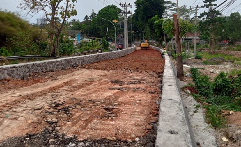  Pemkot Bandar Lampung Landaikan Jalan Pangeran Emir M Noer Sumurputri