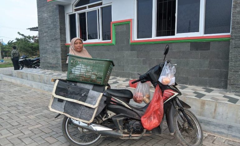  15 Tahun Jual Sayur Matang, Sulastri Pagi-Sore ke Asrama 2 Mahad Al Jamiah UIN Raden Intan