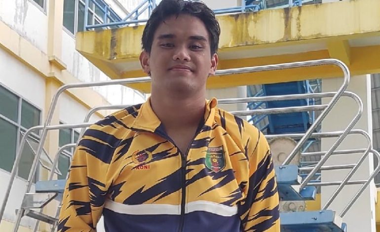  Perenang Lampung Asal Universitas Teknokrat Indonesia Akbar Wendi Sulistyo Raih Emas 50 Meter Gaya Punggung Porwil Sumatera 2023