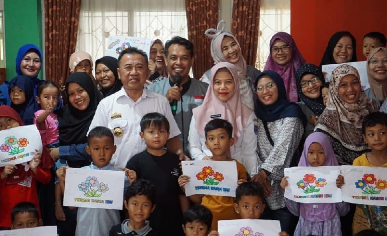  Read Aloud Kota Metro Peringati Hari Ibu, Anak-Anak bakal Kecanduan Dibacakan Buku